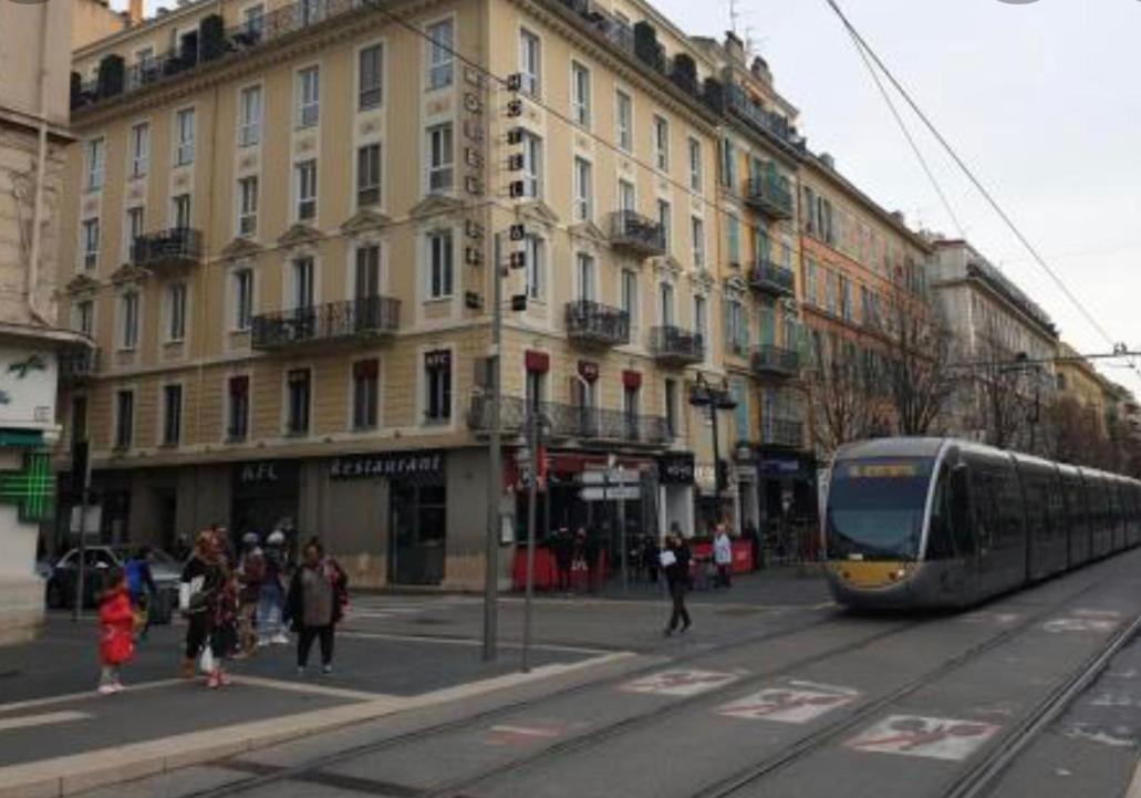 Le Splendid Nice Centre Ville Екстер'єр фото